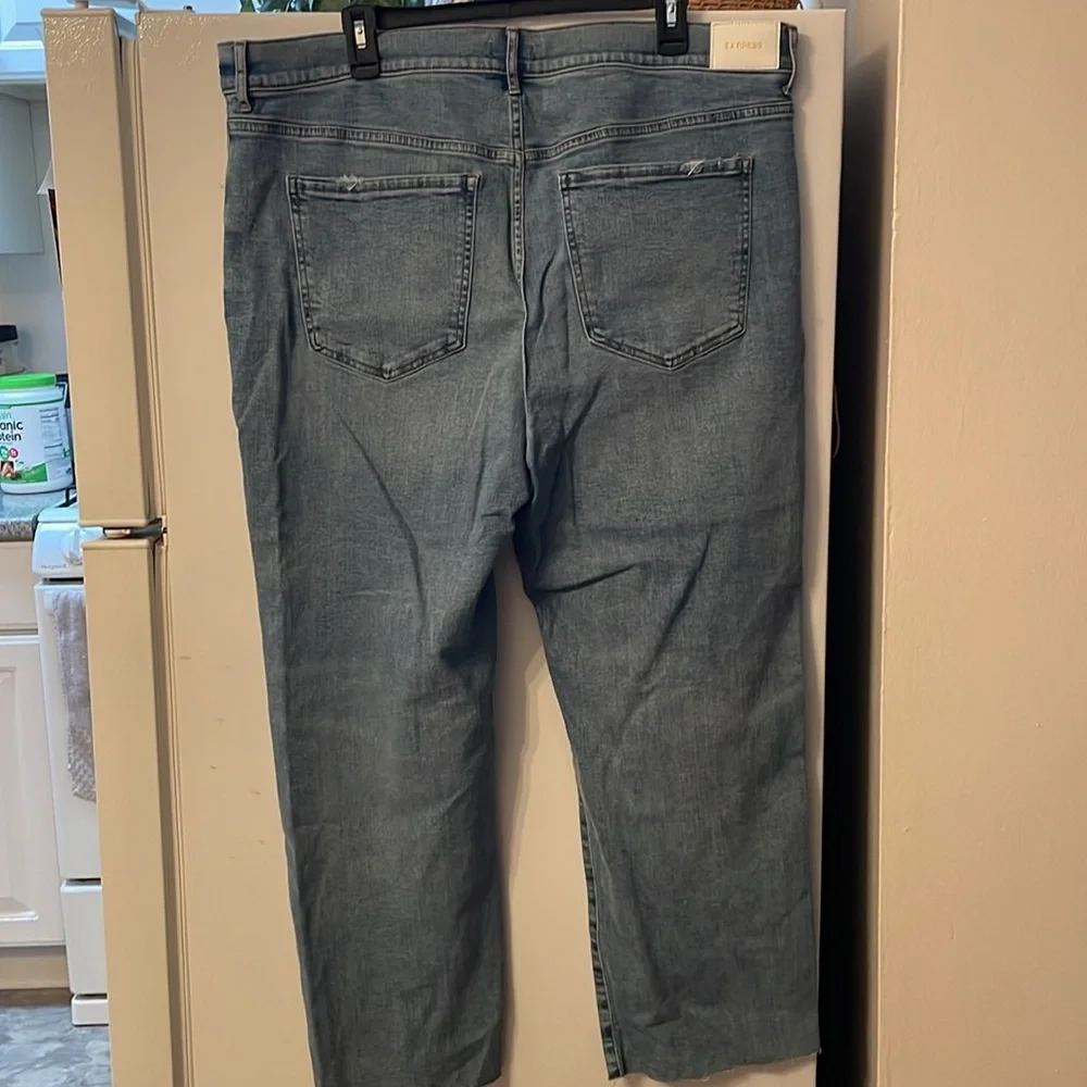 Express 18S Modern Straight Super High Rise‎ Distressed Blue Jeans NWT - Picture 7 of 7